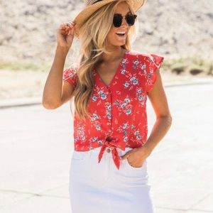 Pink Lily Boutique Walk Me Home - Floral Crop